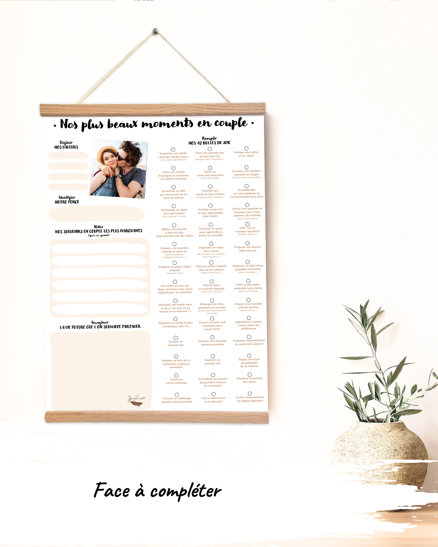 Affiche à remplir “Vos plus beaux moments en couple”, réversible et joyeusement illustrée par La Jovialerie